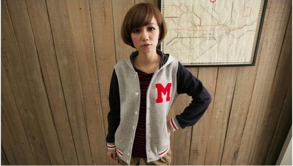 Jaqueta Varsity Letra "M" Cinza